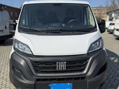 Usata Fiat Ducato 140 CV (102 kW) 2023 Bianco Furgone