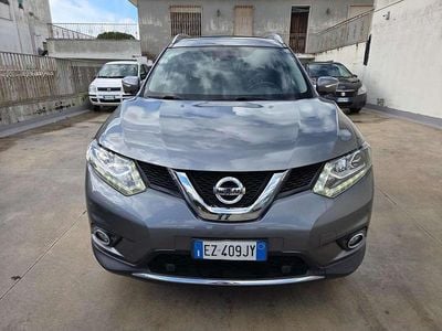 Usata Nissan X-Trail Tekna 131 CV (96 kW) 2015 Grigio SUV