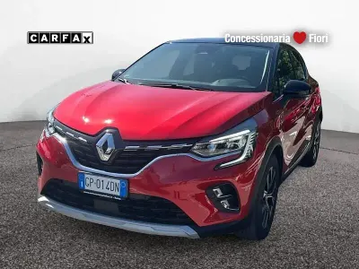 Usata Renault Captur Techno 143 CV (105 kW) 2023 Rosso SUV