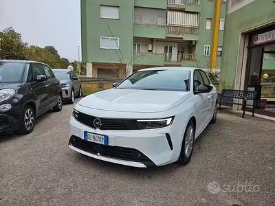 Usata Opel Astra Business 130 CV (95 kW) 2022 Bianco Berlina
