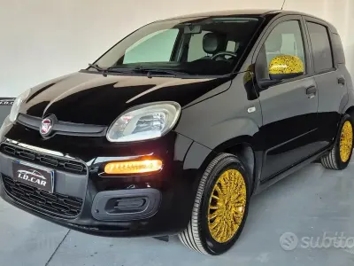 Usata Fiat Panda Lounge 69 CV (50 kW) 2019 Nero Utilitaria