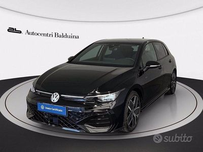 Grenadill black metalizzato Usata 2024 VW Golf R-line Berlina | 35.900 € (Molto cara)