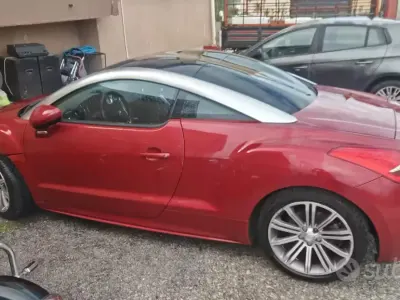 Begagnad Peugeot RCZ 163 HK (119 kW) 2015 Röd Sportkupé