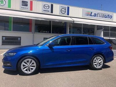 Usata Skoda Octavia G-TEC Executive 131 CV (96 kW) 2022 Blu/azzurro Station wagon