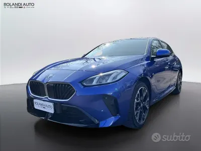 Usata BMW 118 Shadowline 150 CV (110 kW) 2024 Blu Utilitaria