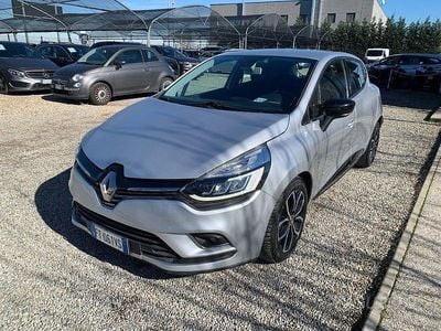 Usata Renault Clio IV Intens 90 CV (66 kW) 2019 Grigio Berlina