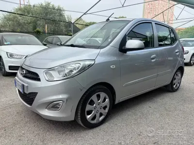 Begagnad Hyundai i10 69 HK (50 kW) 2013 Grå Halvkombi
