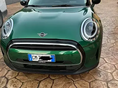 Usata Mini Cooper 136 CV (100 kW) 2023 Verde Utilitaria