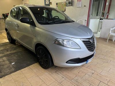 usata Lancia Ypsilon GPL ECOCHIC