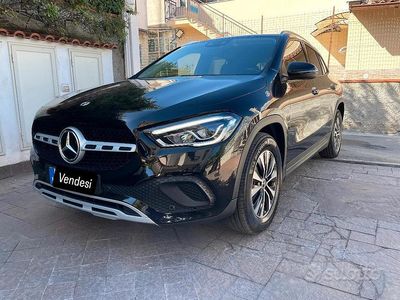 Usata Mercedes GLA180 116 CV (85 kW) 2022 Nero SUV