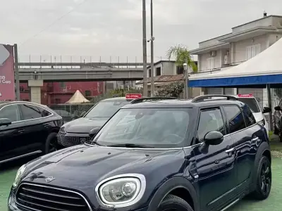 Usado Mini Cooper D Countryman 116 HP (85 kW) 2019 Azul SUV