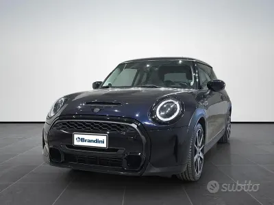 Usata Mini Cooper S 178 CV (130 kW) 2021 Enigmatic black Utilitaria