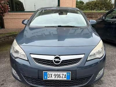 Usata Opel Astra 125 CV (91 kW) 2010 Berlina