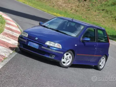 Usata Fiat Punto 133 CV (97 kW) 1994 Blu