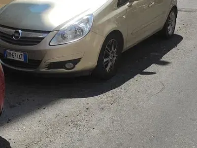 Usata Opel Corsa 80 CV (58 kW) 2007 Utilitaria
