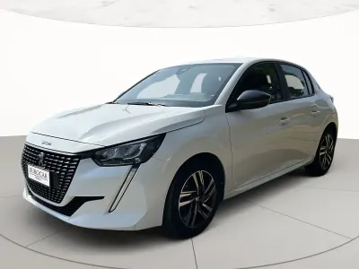 Usata Peugeot 208 Allure 100 CV (73 kW) 2023 Utilitaria