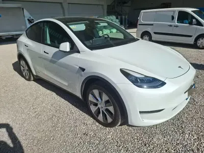 Occasion Tesla Model Y 378 kW (514 ch) 2023 Blanc SUV