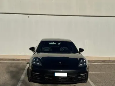 Usata Porsche Panamera 330 CV (242 kW) 2017
