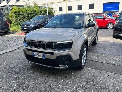 Nuova Jeep Avenger Altitude 101 CV (74 kW) 2026 Grigio SUV