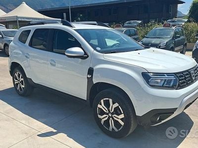 Usata Dacia Duster 100 CV (73 kW) 2022 Bianco SUV