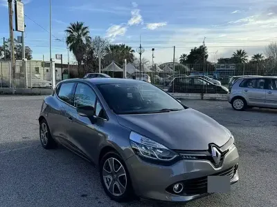 Usata Renault Clio IV 75 CV (55 kW) 2015 Grigio Berlina