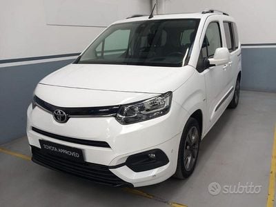 Usata Toyota Proace Verso City 131 CV (96 kW) 2020 Bianco Station wagon