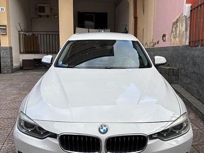 Usata BMW 325 Sport Line 218 CV (160 kW) 2014 Bianco Station wagon