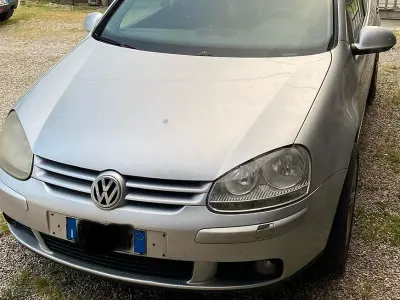 Usata VW Golf VI 105 CV (77 kW) 2008 Grigio Utilitaria