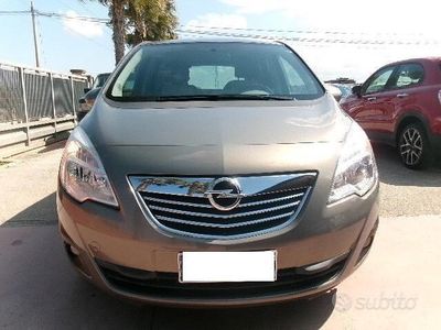 Usata Opel Meriva Cosmo 95 CV (69 kW) 2010 Grigio Monovolume