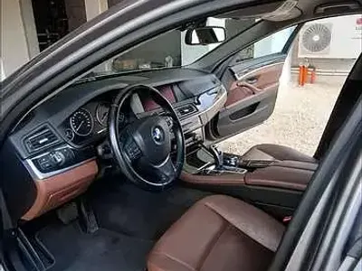 Usata BMW 520 184 CV (135 kW) 2010 Grigio Berlina