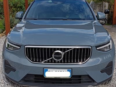 Blu/azzurro Usata 2022 Volvo XC40 Core SUV | 31.000 € (Molto cara)