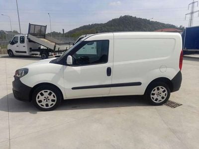 Occasion Fiat Doblò 120 ch (88 kW) 2018 Blanc Monospace