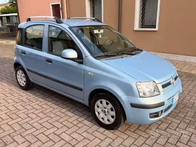 Usata Fiat Panda 69 CV (50 kW) 2011 Blu Utilitaria