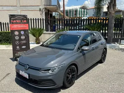 Usata VW Golf VII Life 116 CV (85 kW) 2020 Berlina