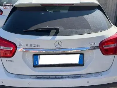 Usata Mercedes GLA200 136 CV (100 kW) 2014 SUV