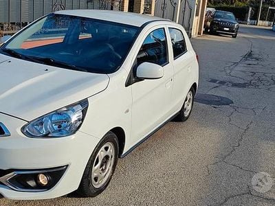 Usata Mitsubishi Space Star Intense 71 CV (52 kW) 2020 Bianco Utilitaria