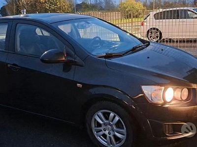 Usata Chevrolet Aveo 75 CV (55 kW) 2013 Nero Berlina