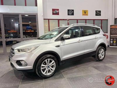 Usata Ford Kuga Titanium 120 CV (88 kW) 2019 Grigio SUV