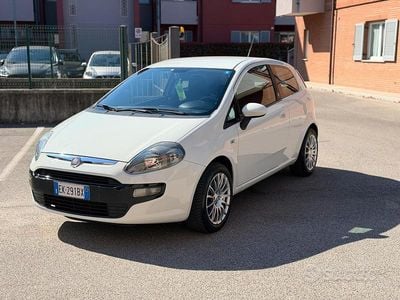 Usata Fiat Punto Evo 75 CV (55 kW) 2011 Bianco Utilitaria