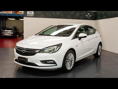 Usata Opel Astra 110 CV (80 kW) 2016 Bianco Berlina