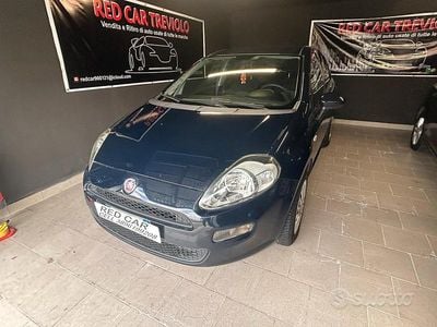 Usata Fiat Punto 69 CV (50 kW) 2015 Blu Utilitaria