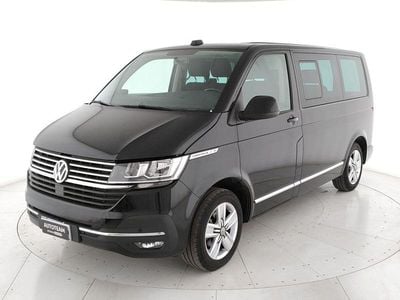 Usata VW Caravelle Comfortline 150 CV (110 kW) 2021 Nero Monovolume