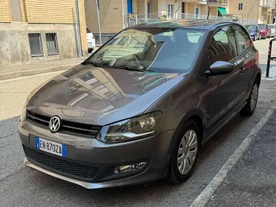 Usata VW Polo 69 CV (50 kW) 2012 Grigio Utilitaria