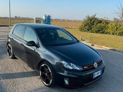 Usata VW Golf VI GTI 211 CV (155 kW) 2011 Nero Utilitaria