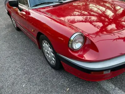 Usado Alfa Romeo Spider Quadrifoglio 125 CV (91 kW) 1989 Rojo Descapotable