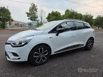 Usata Renault Clio GrandTour 90 CV (66 kW) 2018 Bianco Station wagon