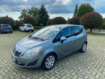 Usata Opel Meriva 120 CV (88 kW) 2013 Grigio Monovolume