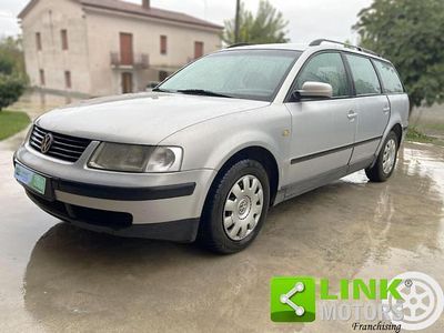 Usata VW Passat 116 CV (85 kW) 1999 Grigio Station wagon