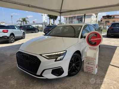 Begagnad Audi A3 S-Line 150 HK (110 kW) 2021 Vit Sedan