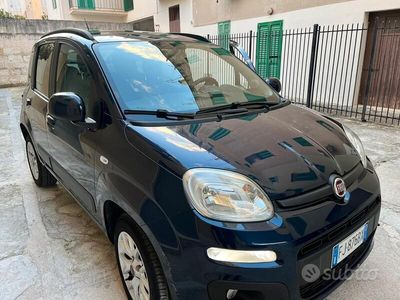 Usata Fiat Panda 85 CV (62 kW) 2017 Blu Utilitaria